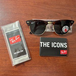 New Ray Ban Clubmaster Classic Polarized Sunglasses (Color: Tortoise/Green)
